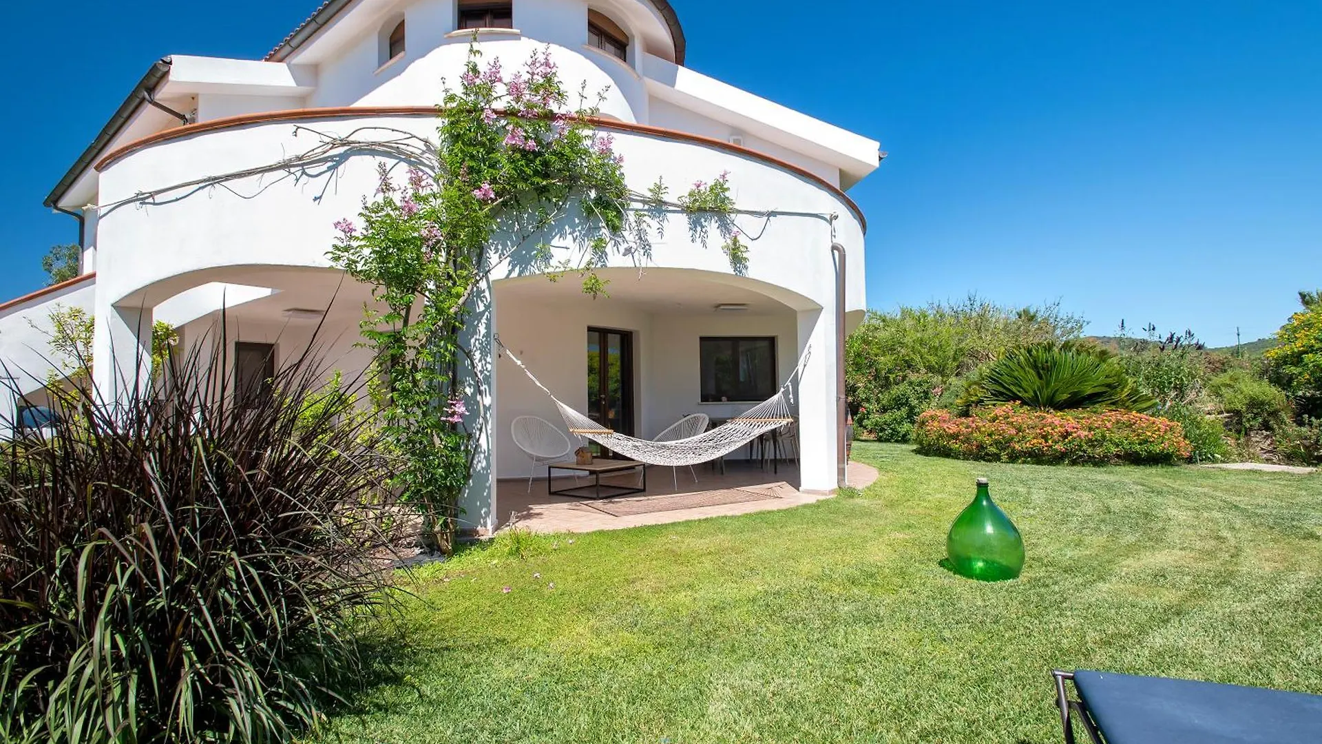 Sardinia Re - Villa Fioretta Flowers Apartments Olmedo