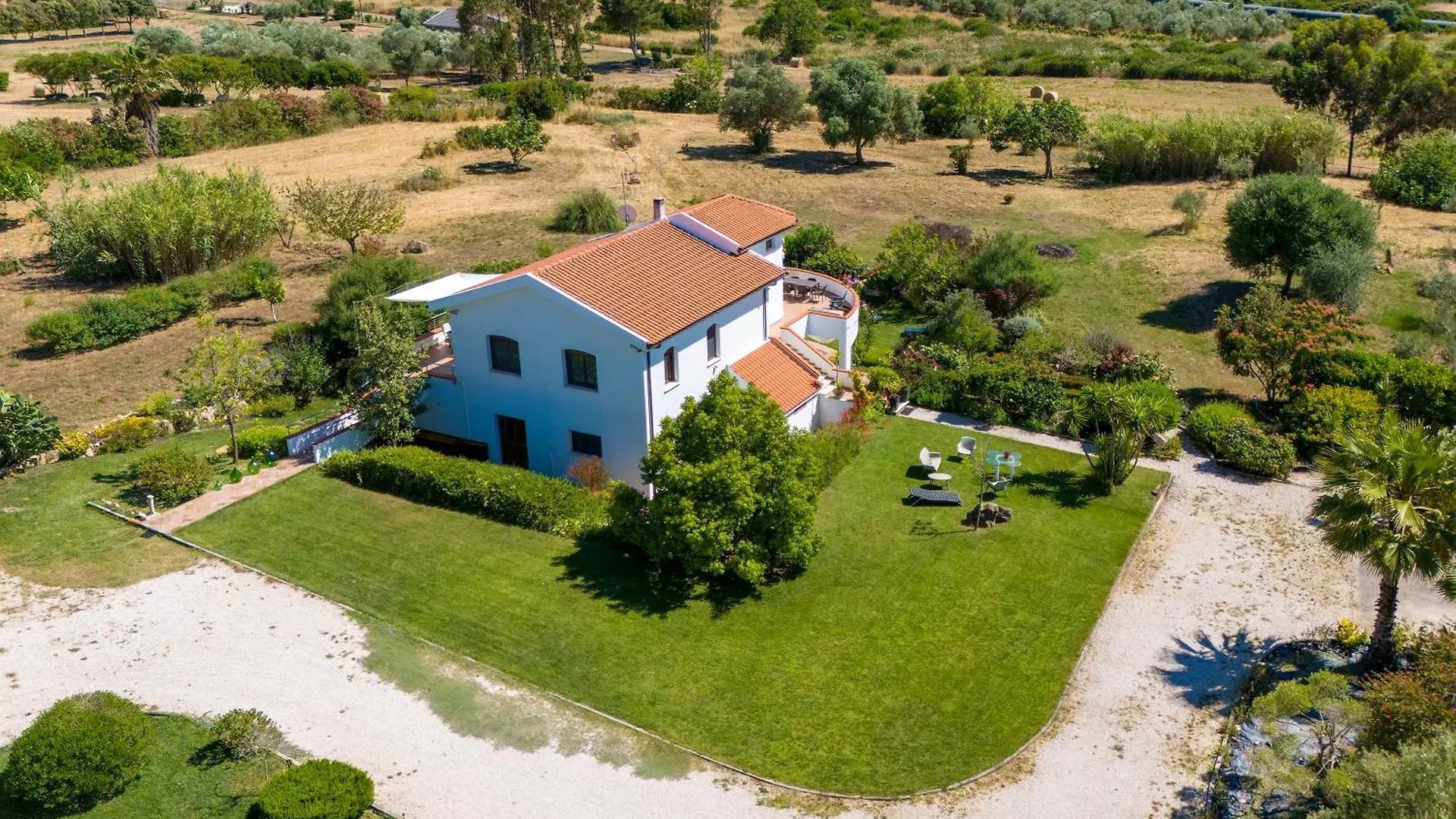 Sardinia Re - Villa Fioretta Flowers Apartments Olmedo Italy