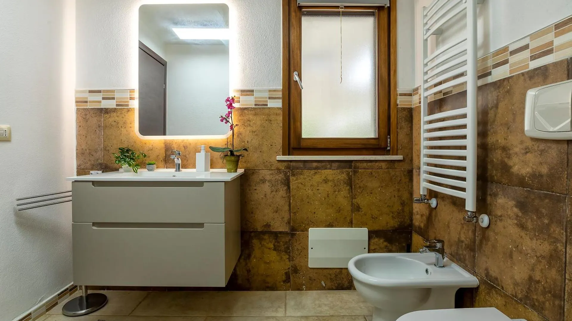 Sardinia Re - Villa Fioretta Flowers Apartments Olmedo